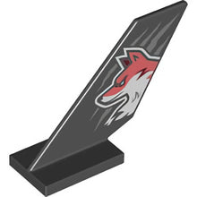 Part 6239pb091 - Tail Shuttle with Coral and White Fox Head over Silver Scratches Pattern on Both Sides
