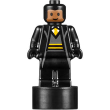 Minifig 90398pb030 - Hufflepuff Student Statuette / Trophy #1, Nougat Face
