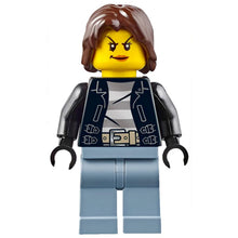 Minifig cty0645 - Police - City Bandit Crook Female, Sand Blue Legs, Dark Brown Mid-Length Tousled Hair