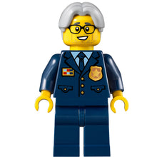 Minifig cty1124 - Police Chief - Wheeler