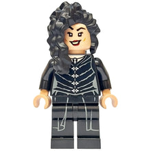 Minifig hp533 - Bellatrix Lestrange - Black Robe, Printed Legs