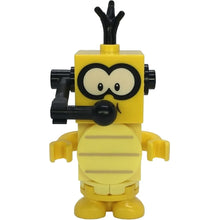 Minifig mar0211 - Lakitu - Yellow Legs, Headset
