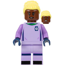 Minifig soc154 - Soccer Goalie, Female, Lavender Uniform, Reddish Brown Skin, Bright Light Yellow Hair